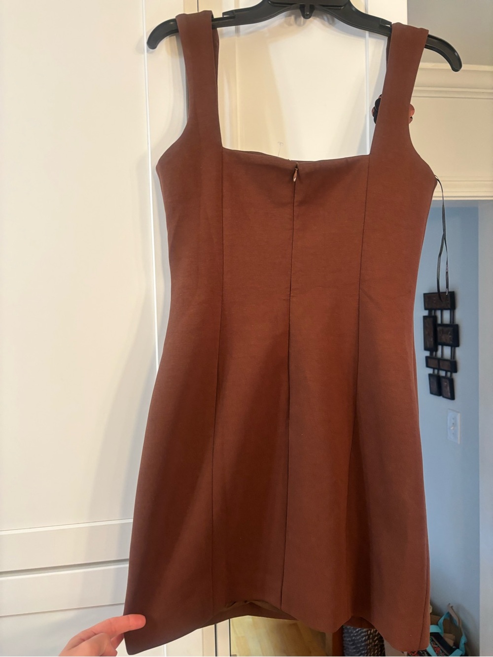 Elliatt Emma Floral Appliqué Cocktail Minidress in brown mahogany - Picture 6 of 9